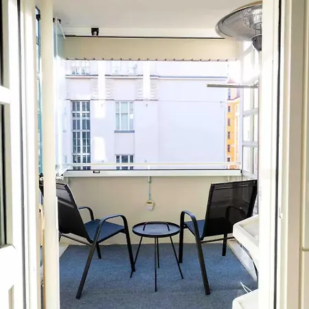 Modern 1br With Balcony At Centre Apartment Helsinki