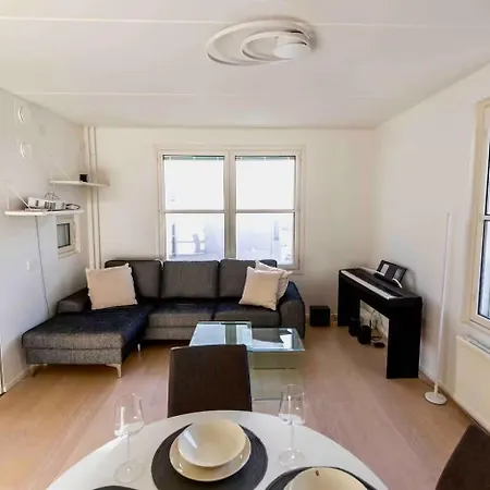 Modern 1br With Balcony At Centre Helsinki