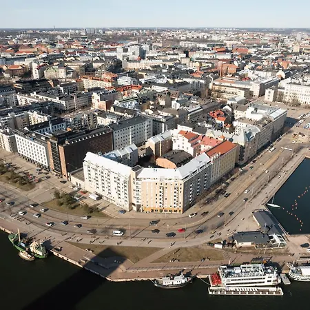 Modern 1br With Balcony At Centre * Helsinki