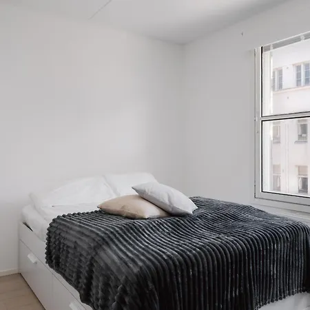Modern 1br With Balcony At Centre Apartment Helsinki