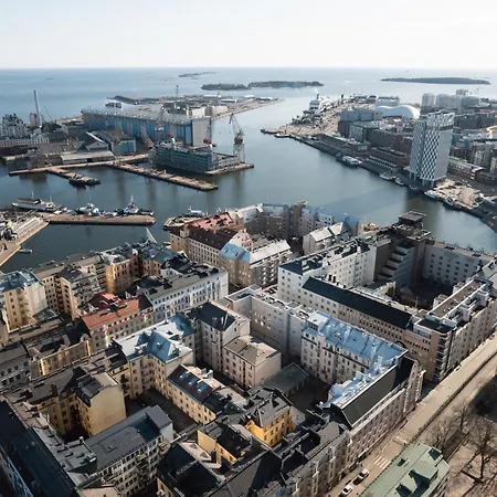 1br With Balcony Next To The Sea Appartamento